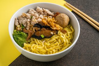 Bukit Merah View Fishball Minced Meat Noodle: A Straightforward Hawker Staple